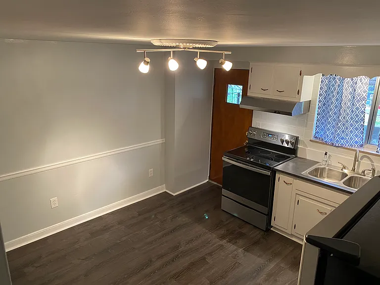 384 Bowery Way — Photo 3