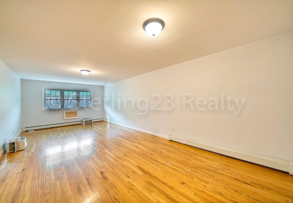 1st image of 2421 43rd St #3