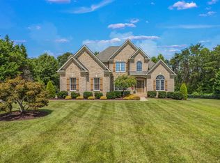 8900 Seacrest Dr, Kernersville, NC 27284