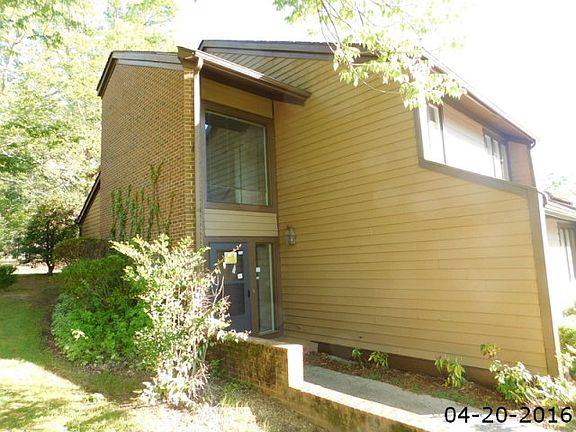 4th image of 109 Deer Run Ln