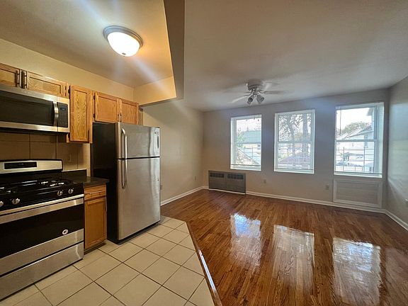 2nd image of 88-25 Parsons Blvd #4