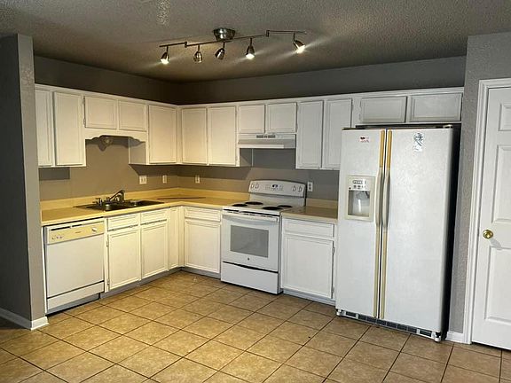 2nd image of 5307 Morning Glen Ln APT A