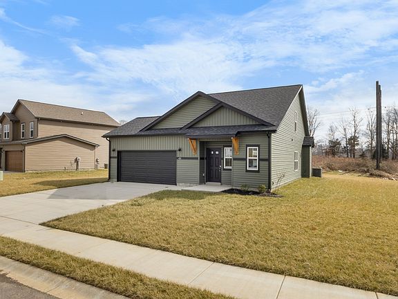 3rd image of 421 Galway Dr Lot 39