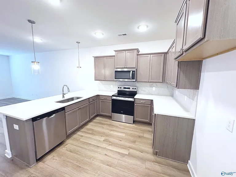 27573 Brisk Dr — Photo 15