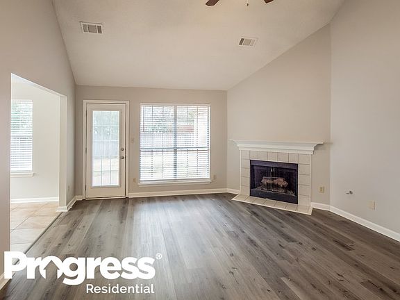 5th image of 9060 Weeping Cherry Ln