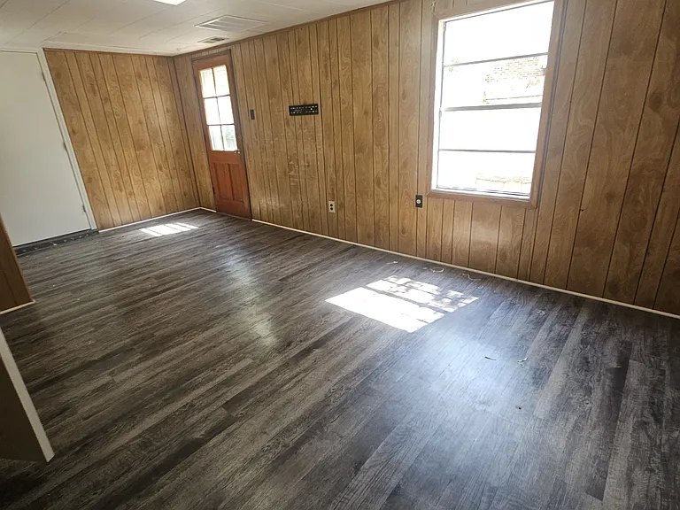 2286 Carrolton Dr — Photo 3