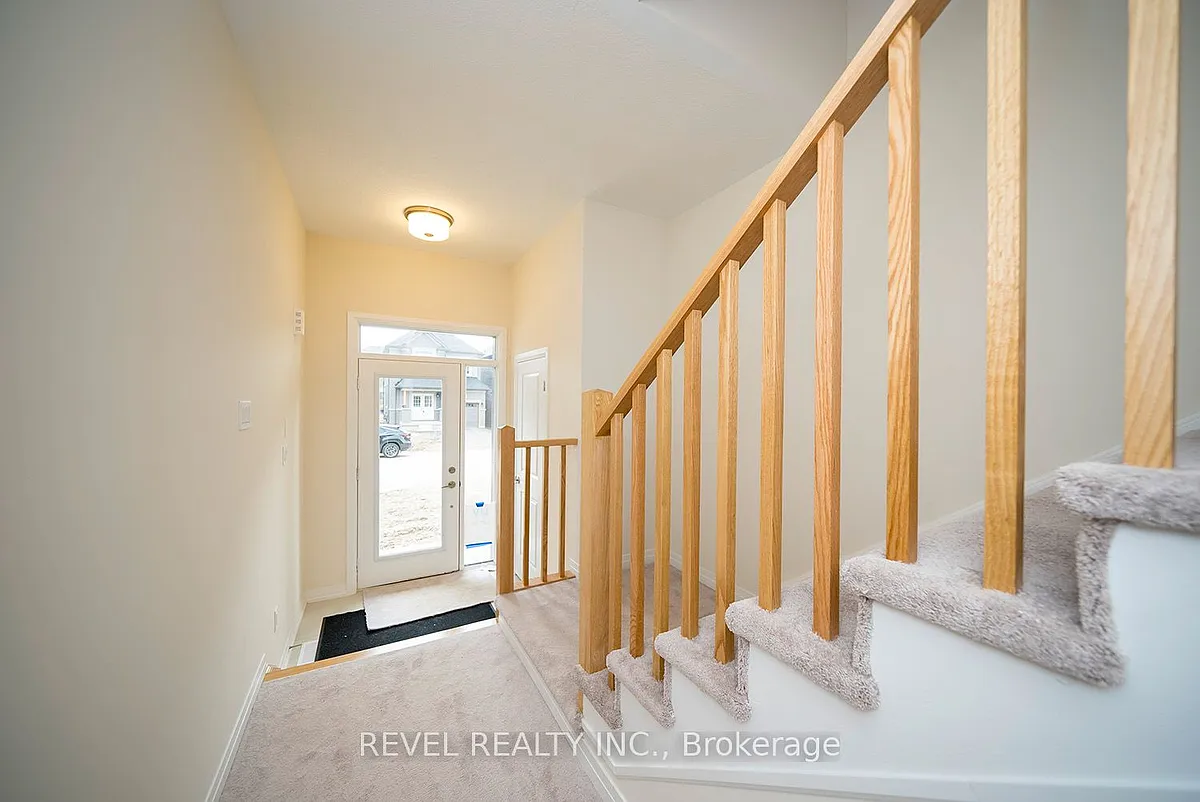 Building Photo - 31 Wakeling Dr
