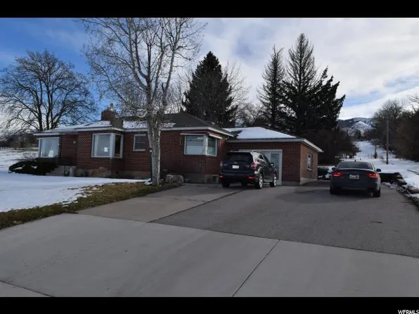 176 N 400 E, Hyde Park, UT 84318