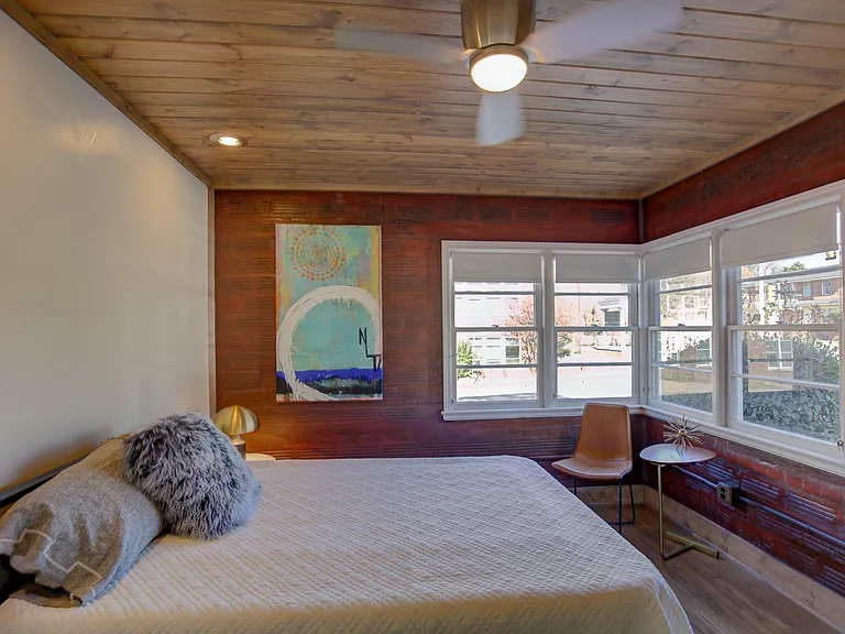 2106 S Cincinnati Ave — Photo 13