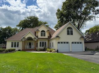 6035 Northern Dr, Morris, IL 60450