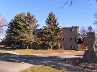 300 South St APT 201, Morris, MN 56267
