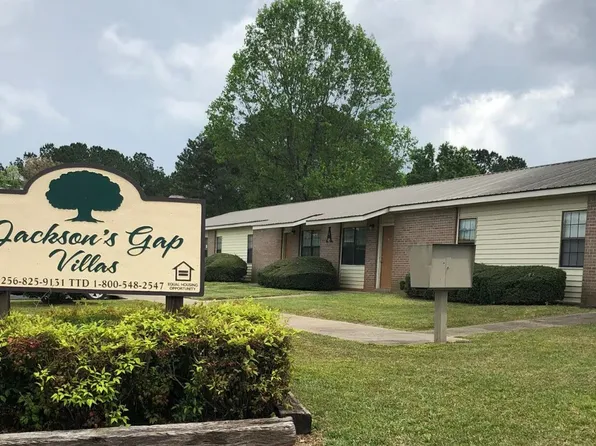 197 Vfw Pkwy #197, Jacksons Gap, AL 36861