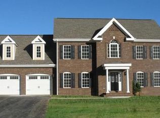 6106 Wisteria Place Ct, Roanoke, VA 24012