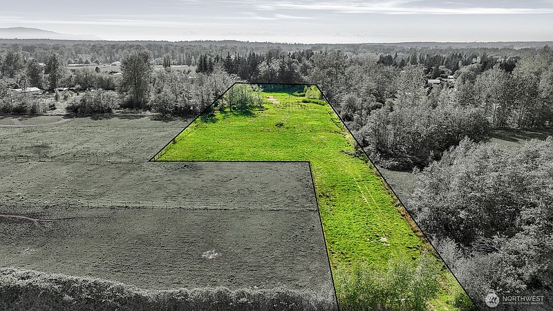 4th image of 4167 Jones Lane