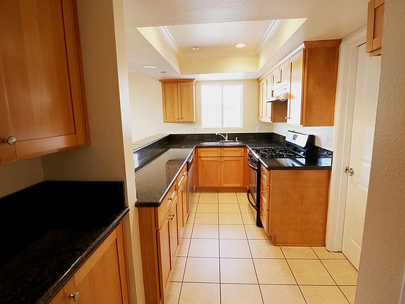 Large Kitchen with Pantry