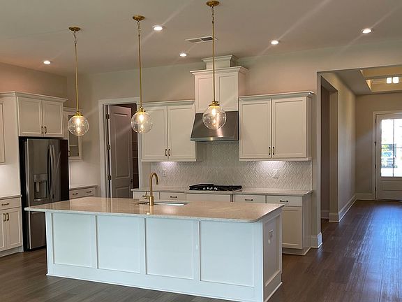 Paige Model Island Kitchen