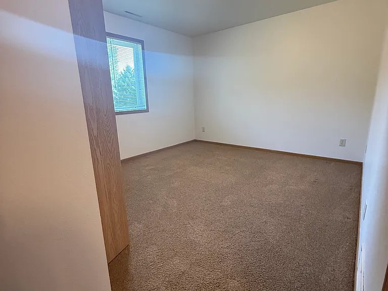 1919 Haughton Ave #202 — Photo 10