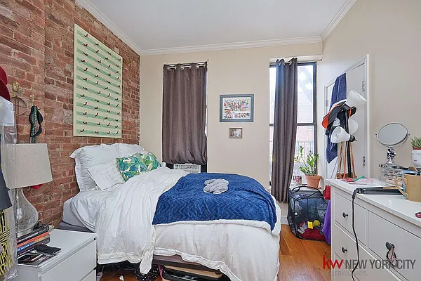 Rented by Keller Williams NYC | media 12