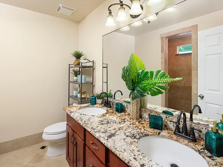 426 Oneawa St #C — Photo 9