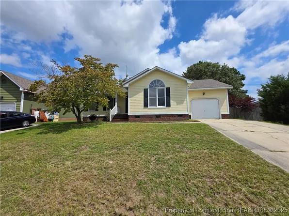 3812 Constance Rd, Hope Mills, NC 28348