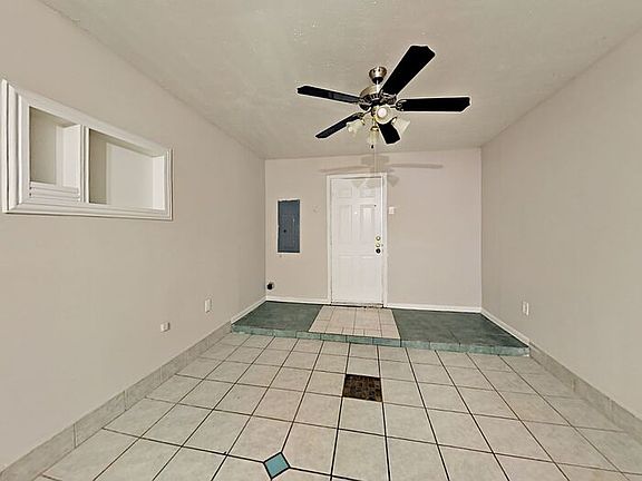 5th image of 608 Town North Dr