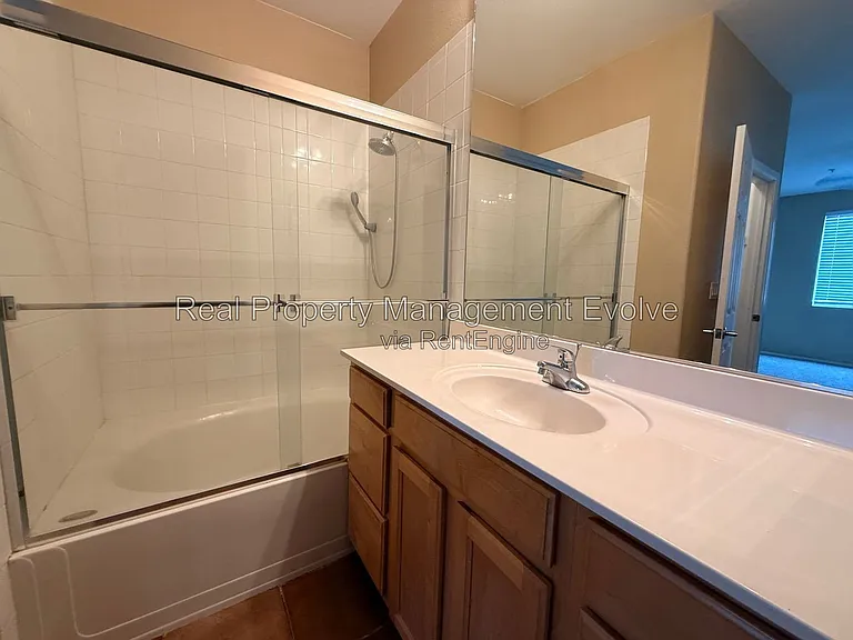 2992 N Miller Rd #217A — Photo 16