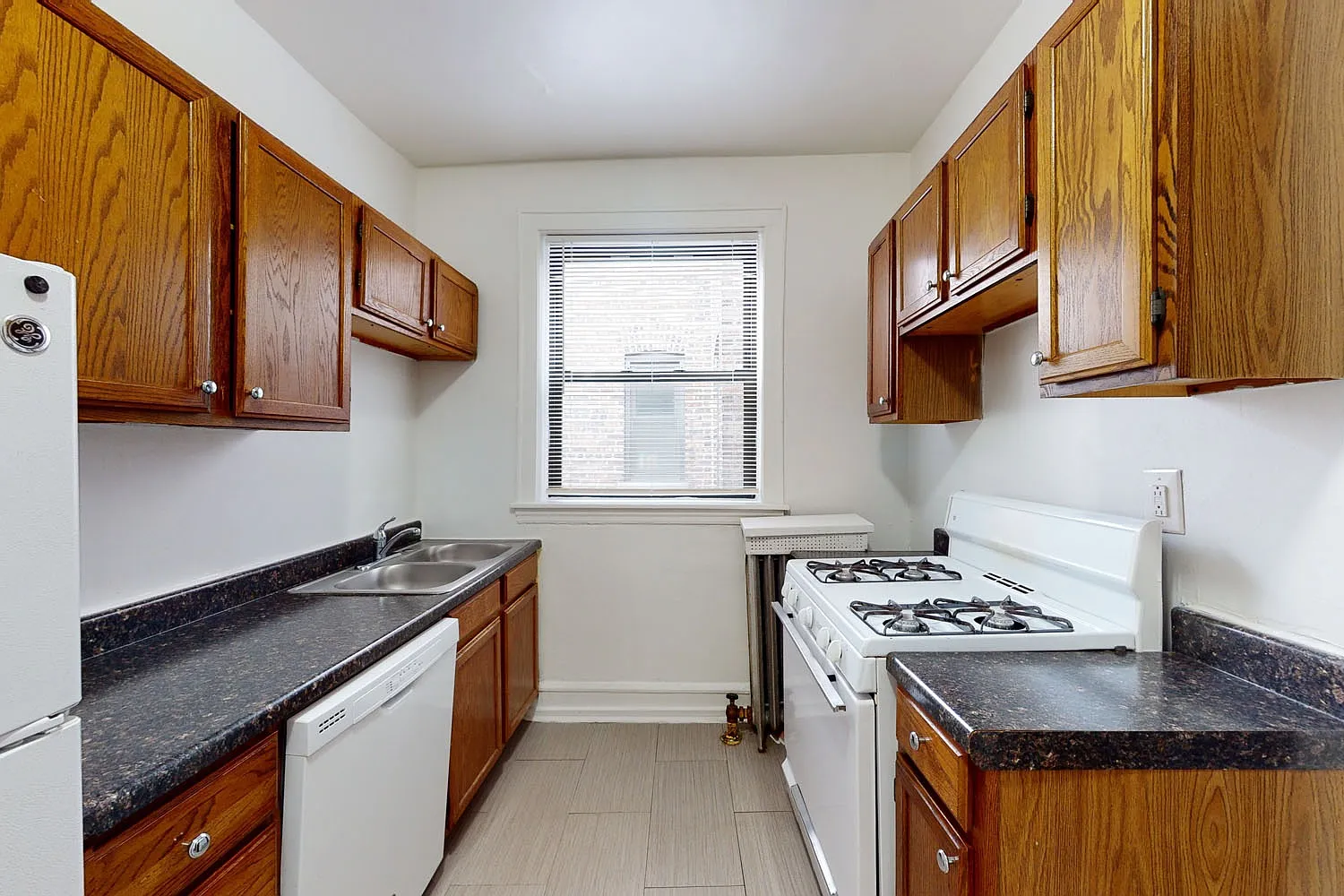 5053 S. Ellis Avenue — Photo 1