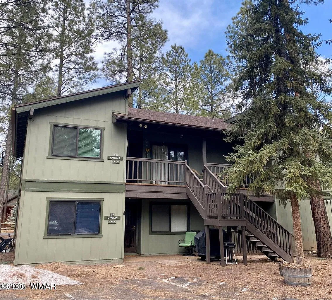 3 bed, 1220 sqft, $1,750 — Photo 1