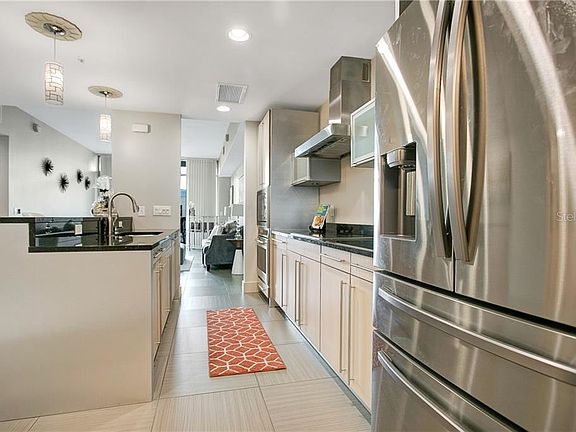 3rd image of 260 Osceola Ave #707