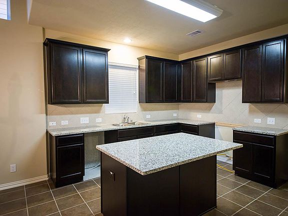 3rd image of 3030 Cambridge Meadows Ln
