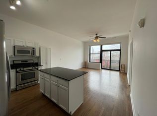 2 S Leavitt St UNIT 202, Chicago, IL 60612
