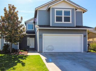 5241 Chris St, West Richland, WA
