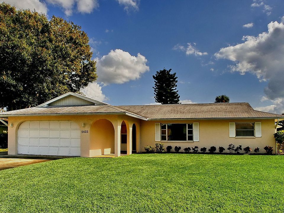 1st image of 5423 America Dr