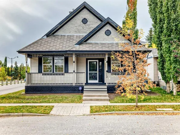 73 N Inverness Grn SE, Calgary, AB T2Z 2X9