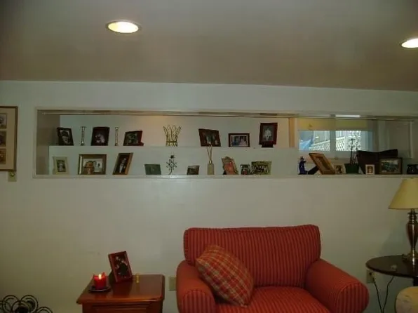 11 Vanech Dr #B, Stamford, CT 06905