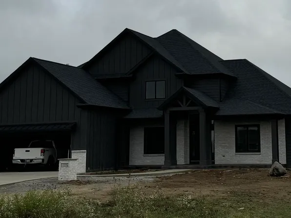 9813 N 220 E, Roanoke, IN 46783