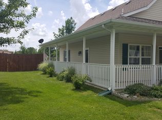 6130 Ruth Ann Dr, Hallsville, MO 65255