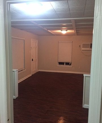3rd image of 334 Shelburn Dr