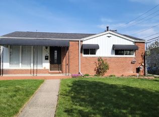 1442 Westchester St, Westland, MI
