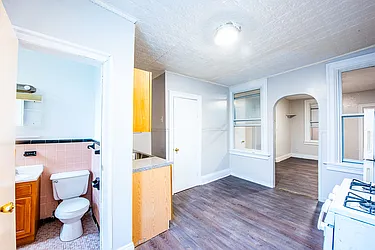 Rented by WIRE International Realty