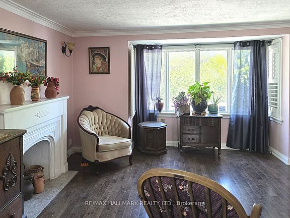 5th image of 115 Lankin Blvd