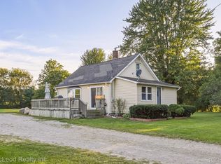 8821 Barnes Rd, Millington, MI 48746