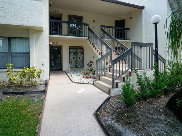 3341 Perimeter Drive, Greenacres, FL 33467