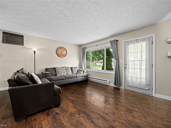 5th image of 4112 Brockley Ave
