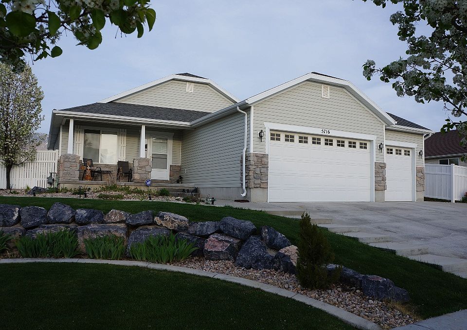 1st image of 5716 N Lighthouse Ln