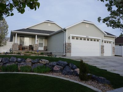 5716 N Lighthouse Ln, Stansbury Park, UT, 84074