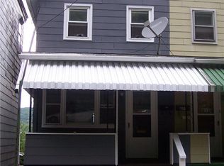 607 E Abbott St, Lansford, PA 18232