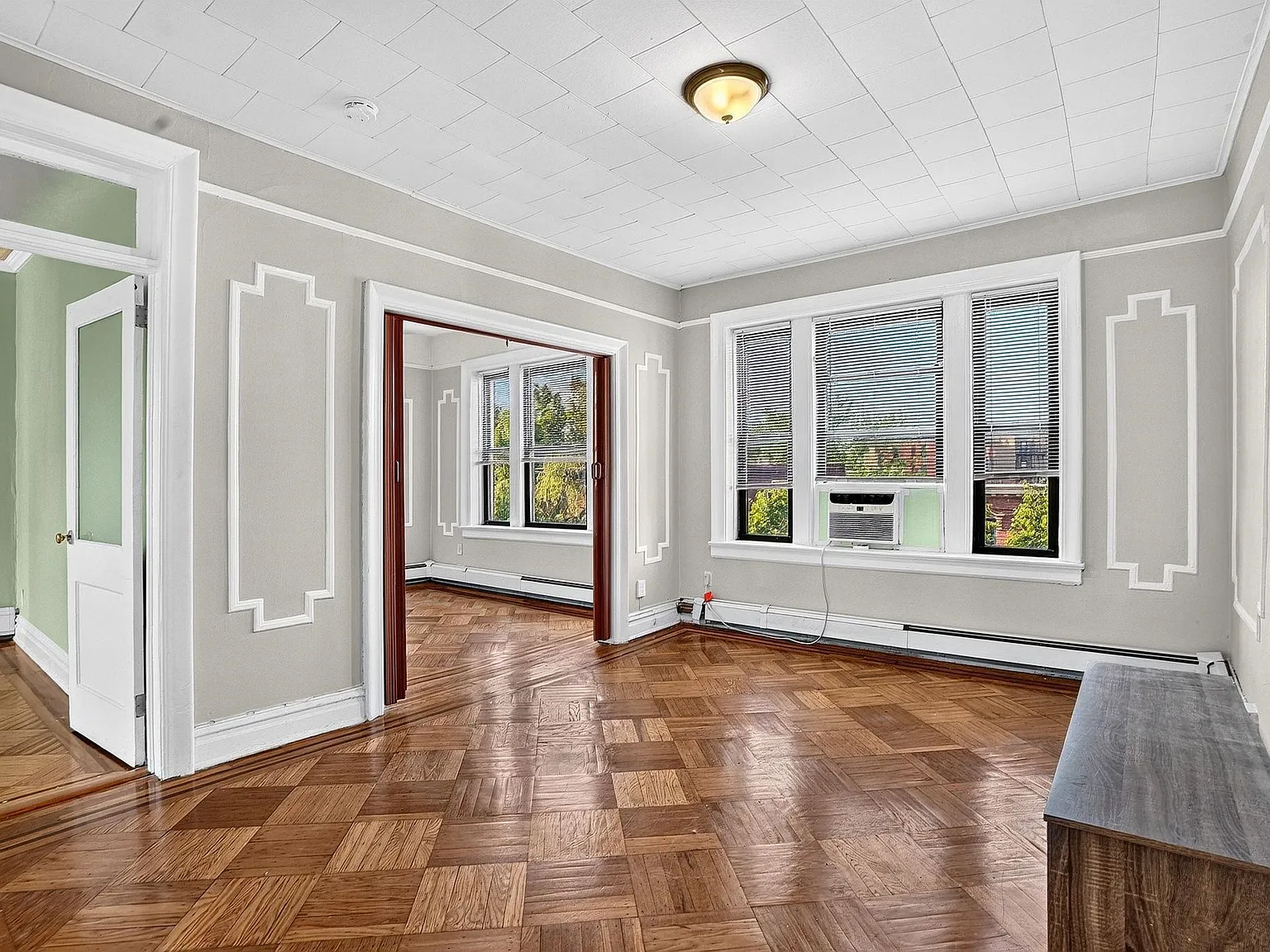 2 bed, 1.0 bath, 650 sqft, $3,500 — Photo 3