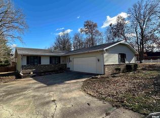 1620 S Midway St, Herrin, IL 62948