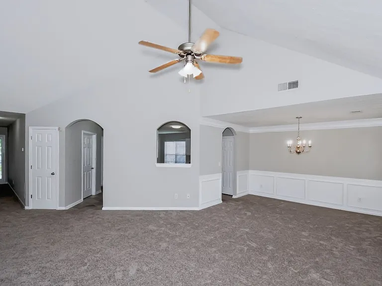 60 Lassiter Dr — Photo 8